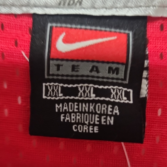 Nike 2009 Chicago Bulls Michael Jordan #23 Red Jersey NWT XL - Picture 3 of 13